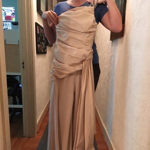 Nicole Bakti one shoulder dress cream size 6